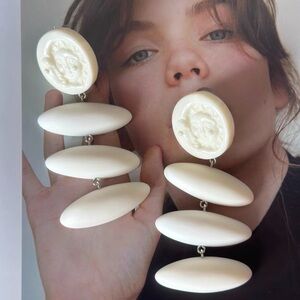 Elegant Cream Dangle clip Earrings